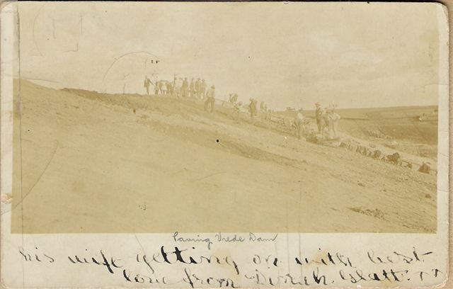 Vrede, Paving Vrede Dam