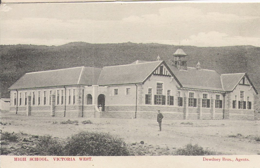 Victoria West, High School