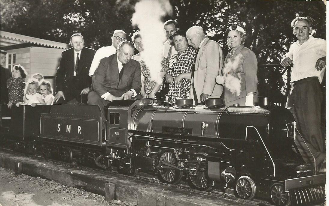 Leicestershire, Stapleford Miniature Railway. The arrival of the Express at Lakeside