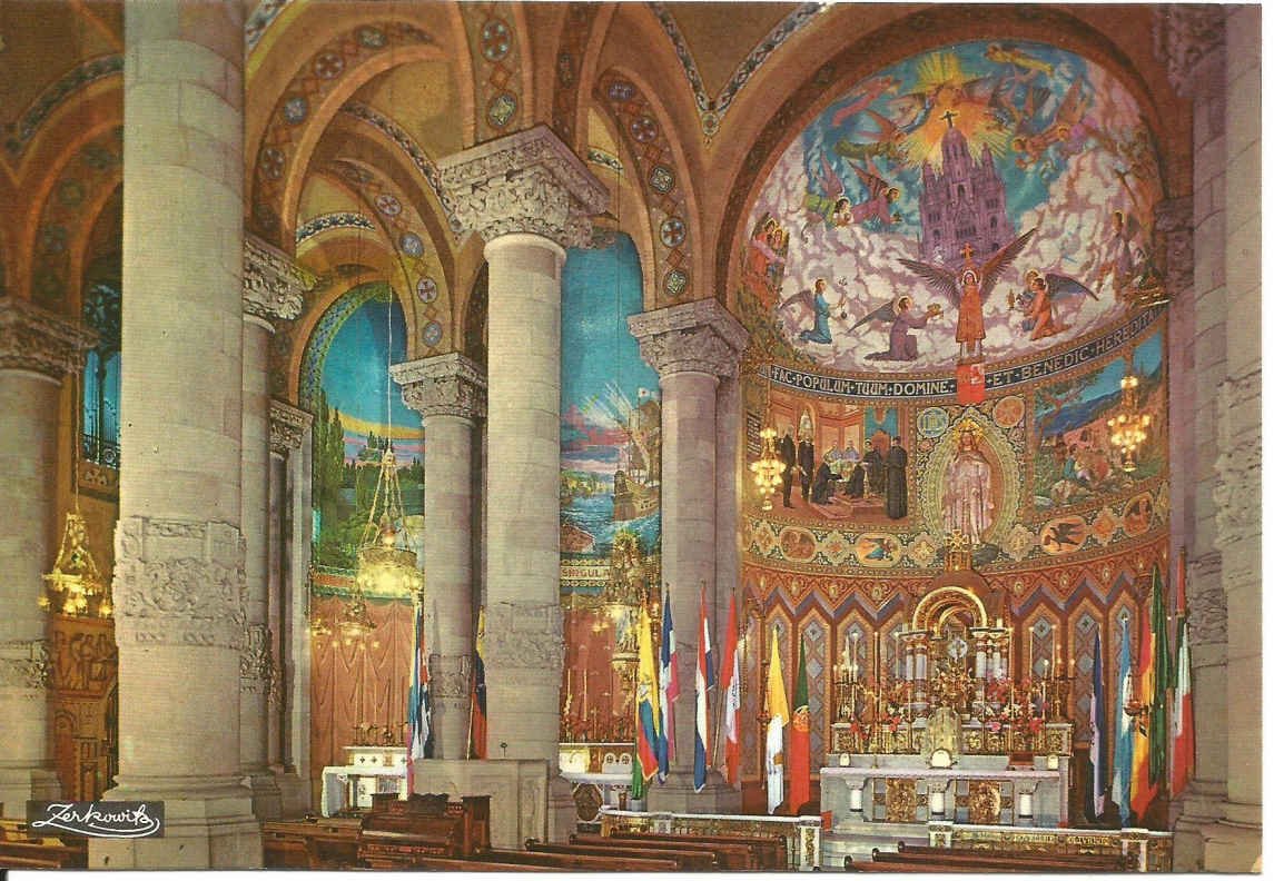 Barcelona, Sacred Heart National Expiatory Basilica, inside of Crypt