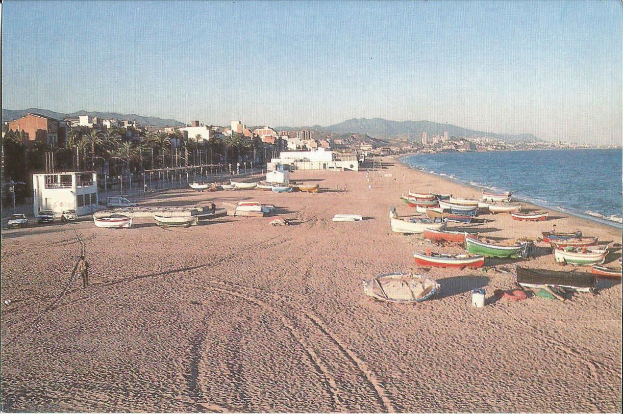 Badalona_ View along the beach